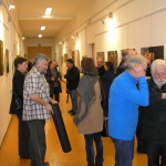 Visitatori all'inaugurazione della mostra